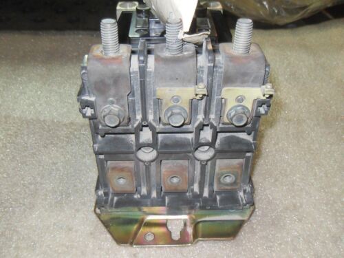 Allen-Bradley Size 4 509 Style 460-480V Contactor