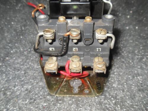 Allen-Bradley 709-AOB SIZE 0 3 Pole Starter