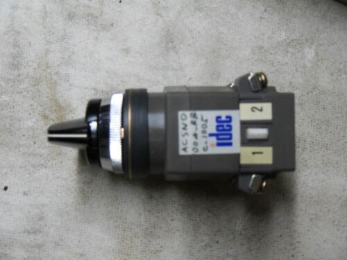 IDEC ACSNO004-RRC-1005 CAM SWITCH 4 POSITION