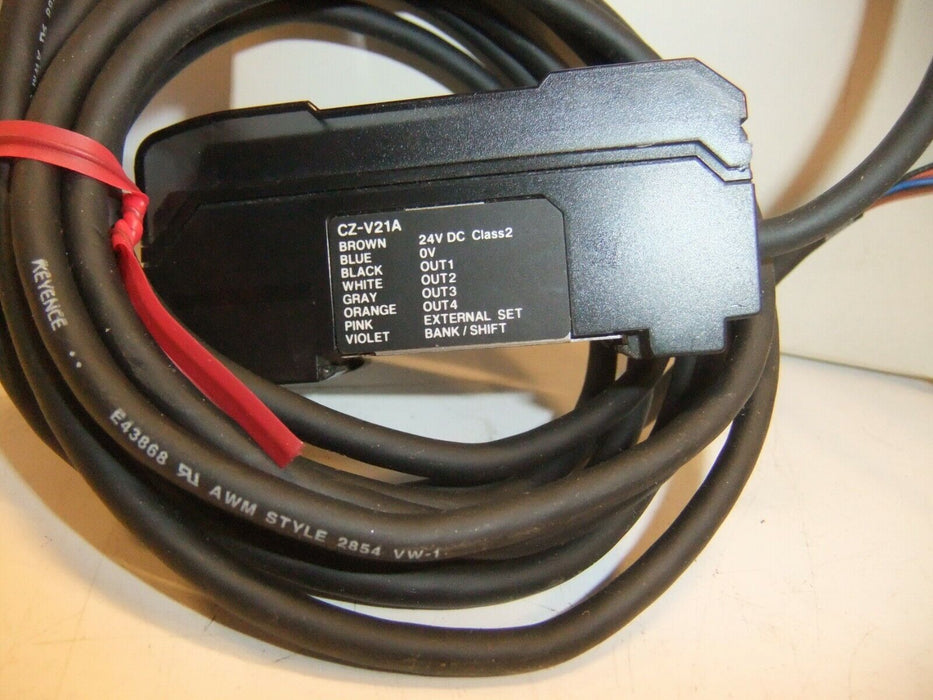 Keyence Digital RGB Photoelectric Sensor CZ-V21A