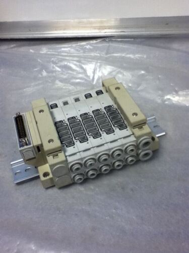 SMC SS5V2-16FD1-05U-C6 Connector Manifold- No Box