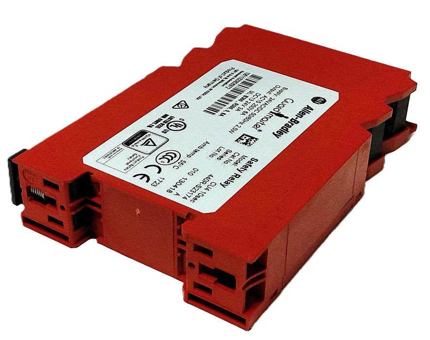 Allen-Bradley 440R-S23174 CU4 10SEC Ser A 24 VAC/DC Safety Relay w/ Delay Output