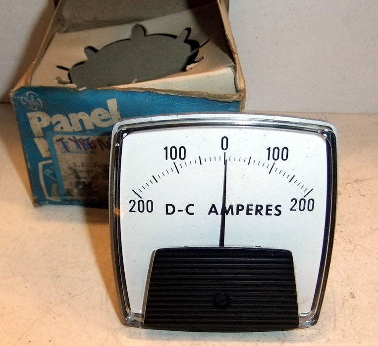 GE TYPE 162 D-C Amperes METER Range: 50-0-50MV Scale: 200-0-200 A DC