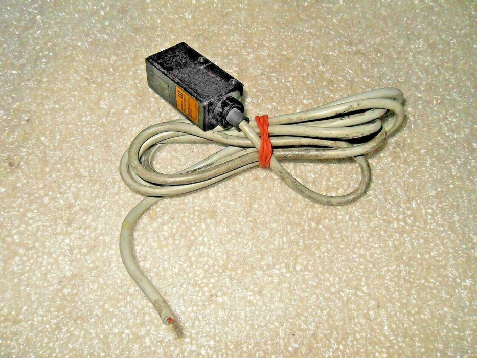 1 OMRON E3S-DS10B41 PHOTOELECTRIC SWITCH