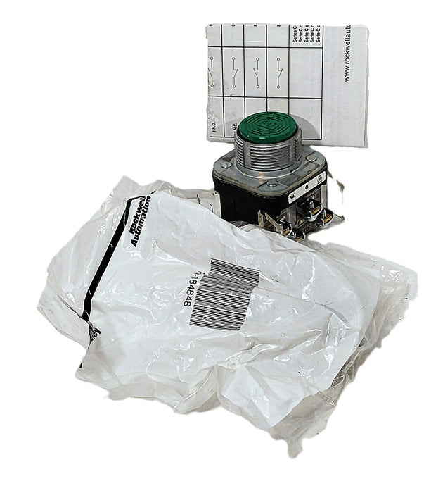 Allen-Bradley 800T-A1B 600 V AC/DC 10 A Green Momentary Pushbutton w/ Flush Head