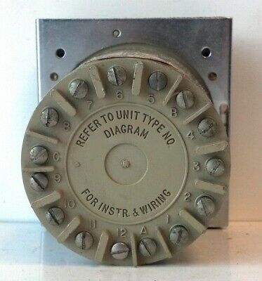 Eagle Signal CX100A6 120 V AC LCD Display Electronic Repeat Cycle Timer