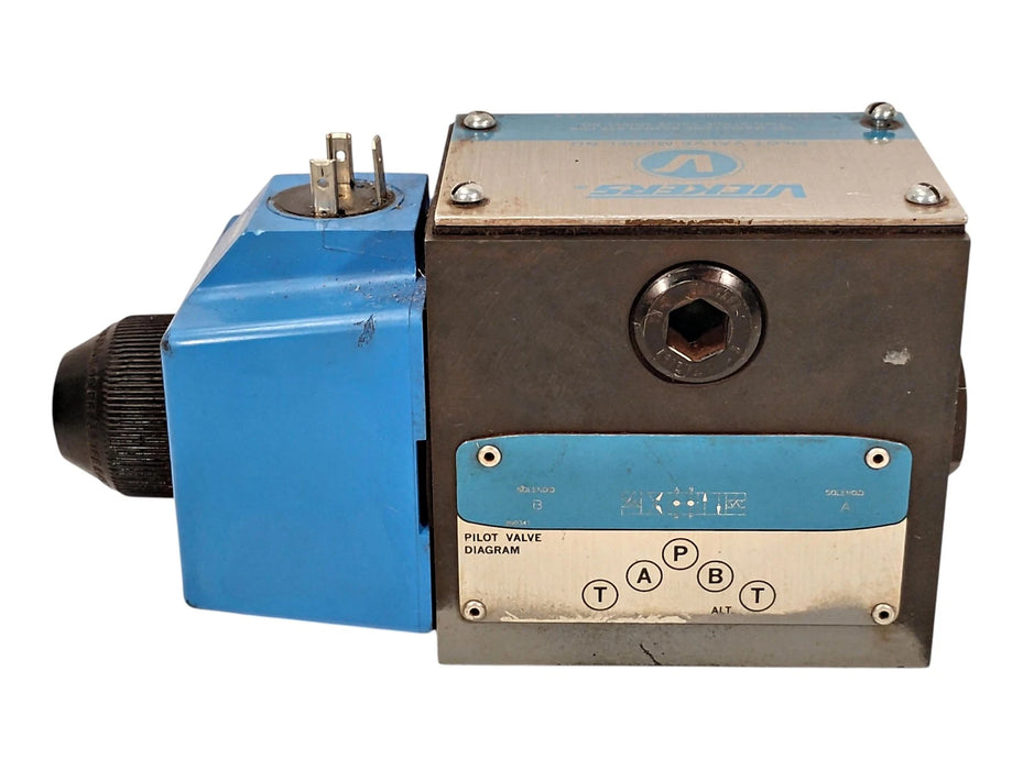Vickers DG4S4-010B-U-B-60 3000 psi Hydraulic Solenoid Valve w/ 110/120 V AC Coil
