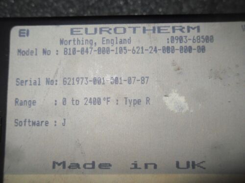 1 EUROTHERM 810-047-000-105-621-24-000-000-00 TEMPERATURE CONTROL