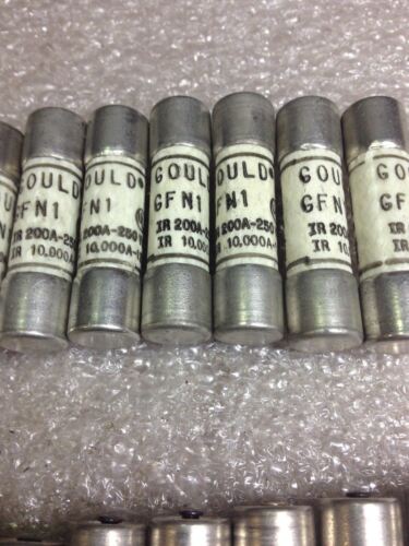 15 Gould Shawmut GFN1 Fuses