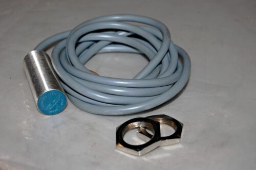 MICRO SWITCH 923AA3XM-A7T-L PROXIMITY SWITCH CAR2-D6-1