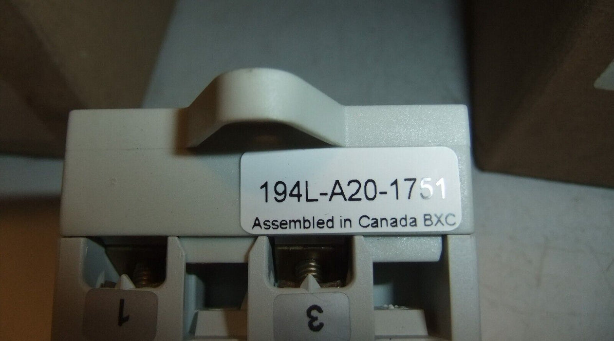 Allen Bradley 194L-A20-1751 Load Switch W Enclosure