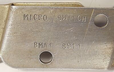Honeywell 8MA1 MICRO SWITCH Mounting Bracket