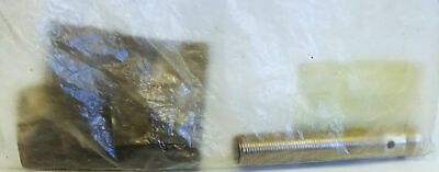 Omron E2A-M12LS04-M1-B1 12-24VDC Proximity Sensor