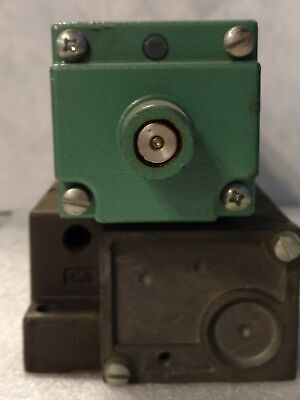 Numatics 554SS532K000030 Double Solenoid Valve