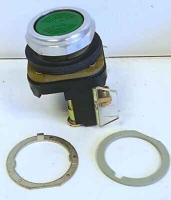 Allen-Bradley 800T-A1A Series T Type 4, 13 Green Flush Head Momentary Pushbutton