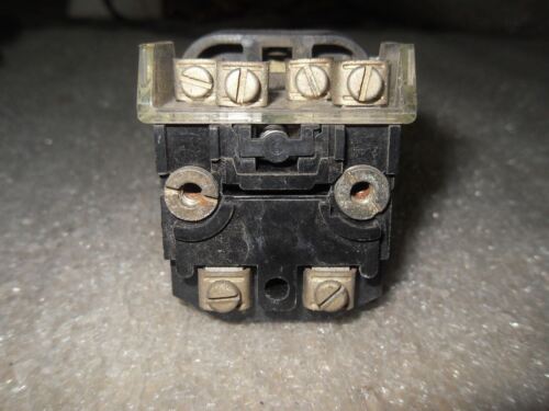 Allen-Bradley 800T-PA16W Illuminated Push Button