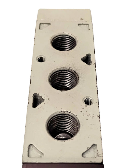 Numatics L11PA452O000000 14.5-145 psi Pneumatic Manifold