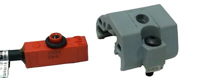 PHD 17524-2 10-30 V DC Solid State Proximity Switch w/ Connector and Indicator