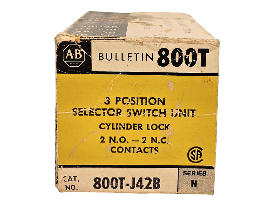 Allen-Bradley 800T-J42B 10 A Key Operated Maintained 3-Position Selector Switch