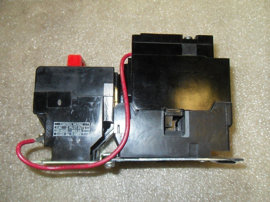 1 Square D 8536SCO3V02BS MAGNETIC SIZE 1 STARTER