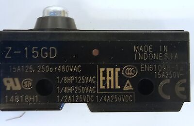 Omron Z-15GD 125-480 V AC/DC 15 A Limit Switch
