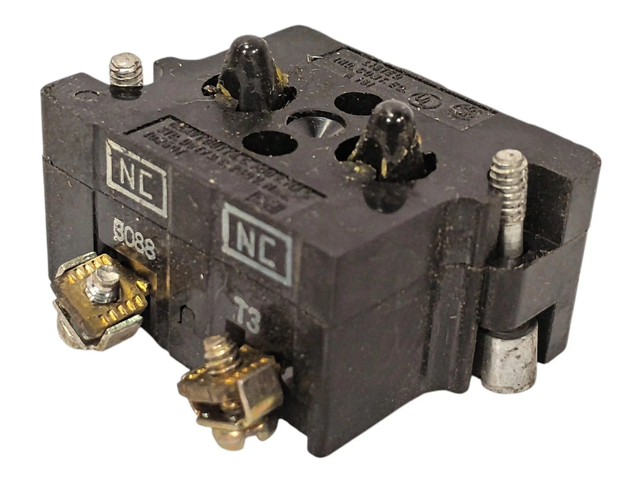 Cutler-Hammer 10250T3 Series A4 600VAC/250VDC AC/DC 6 A 2NC Contact Block