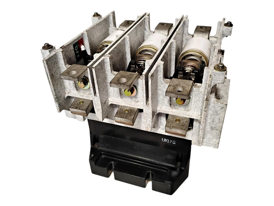 Toshiba CV-1HAU 100-240 V AC / 100-220 V DC Vacuum Contactor
