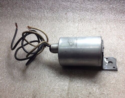 GE 9LA15B THYRITE SECONDARY LIGHTNING ARRESTER