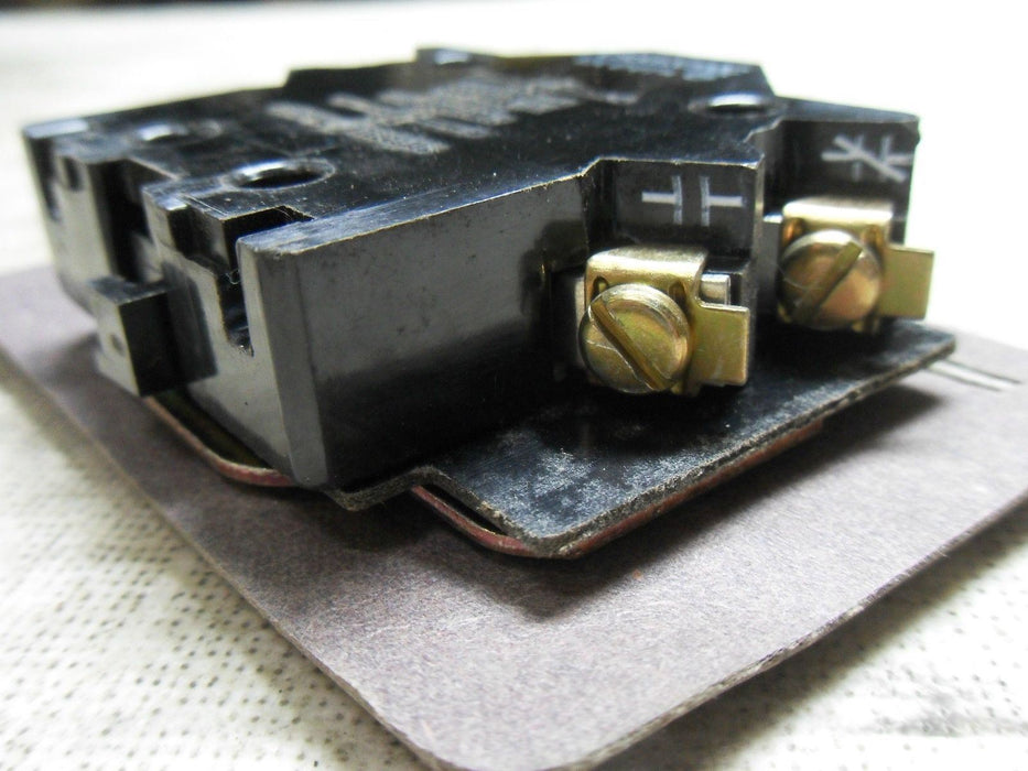 GE CR305X200C Auxiliary Contact