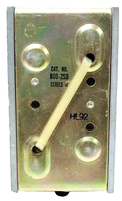 Allen-Bradley 800-2SD Series M RAISE/LOWER Momentary Pushbutton Station