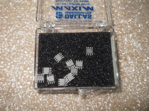 10 Maxim DS1722S IC Thermometers
