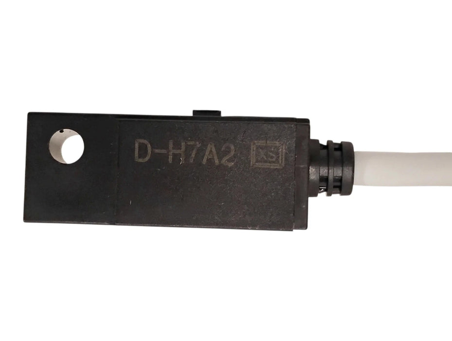 SMC D-H7A2 5-24 V DC Solid State Band Mounted Cylinder Auto Switch