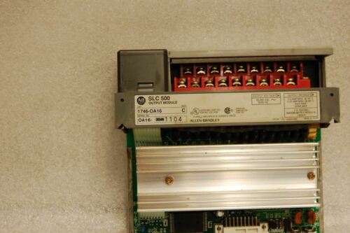 Allen-Bradley 16 CH-AC OUTPUT MODULE 1746-OA16