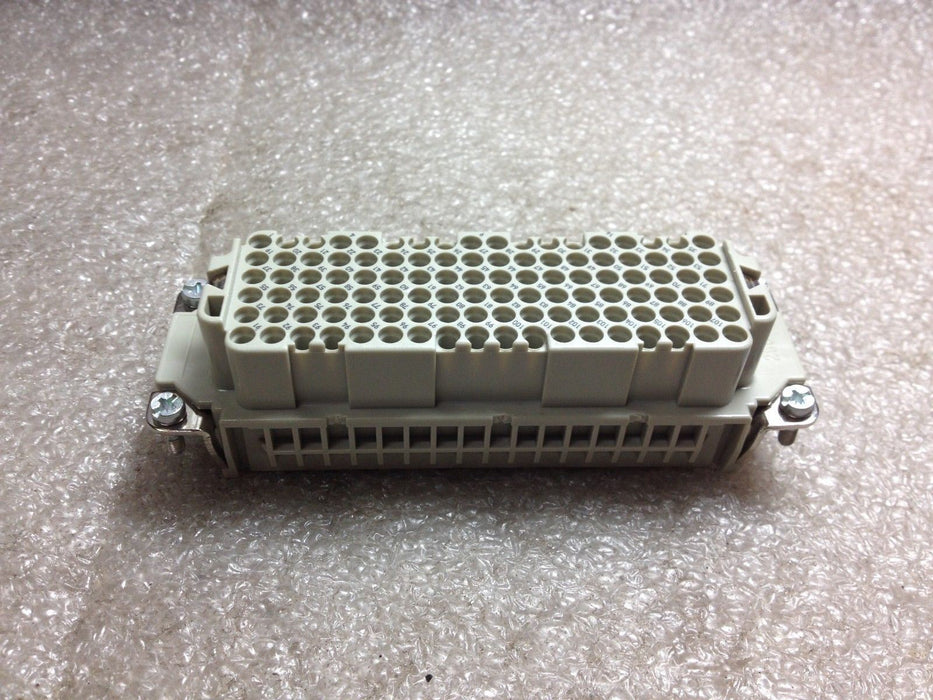5 Amphenol C146 10B108 000 9 Connectors