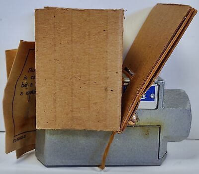 Honeywell BZE6-2RN MicroSwitch Limit Switch