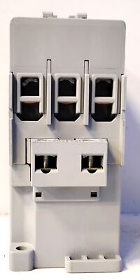 Allen-Bradley 100-C30D00 30 A Non-Reversing Contactor W/ 110/120 V AC Coil