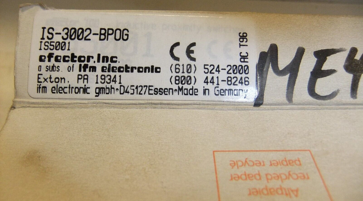 Efector IS-3002-BP0G-IS5001 Proximity Switch