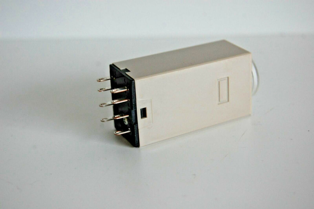 Omron H3Y-2 Timer