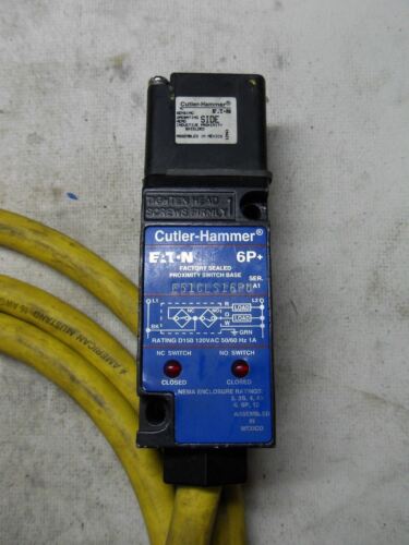 1 Cutler-Hammer E51CLS16PU PROXIMITY SENSOR
