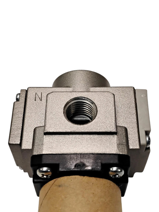 SMC AR20-N02-Z 7-125 psi Air Pressure Regulator w/ 1/4 in NPT Port