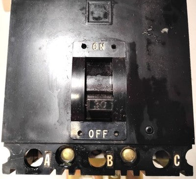 Square D FA32030 240 V AC / 250 V DC 30 A 3 P I-LINE Circuit Breaker
