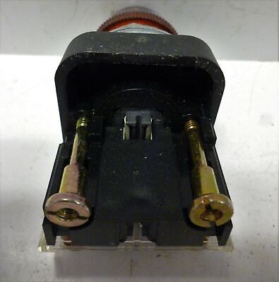 Allen-Bradley 800T-Q10R Red Pilot Light