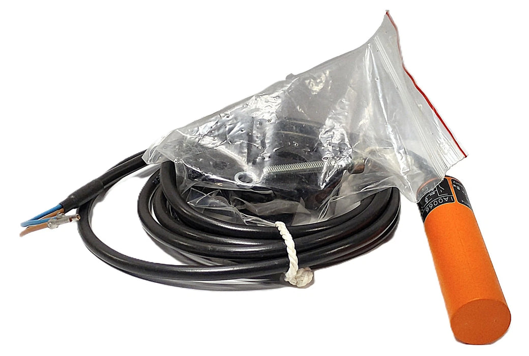 Efector IA-2010-AB0A IA0066 20-250 V AC/DC Inductive Proximity Sensor