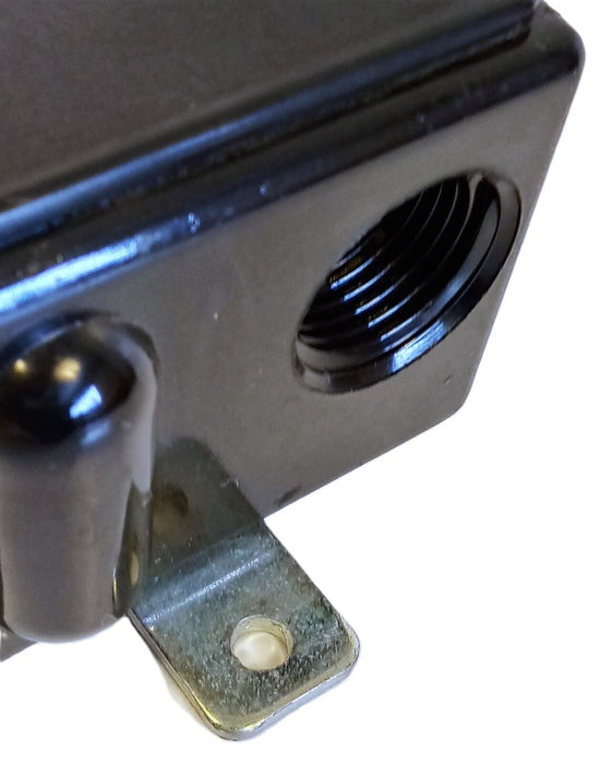 Detroit Switch No 2504265 250 Type RB4 115-550 V 16 A 5-75 psi Pressure Switch