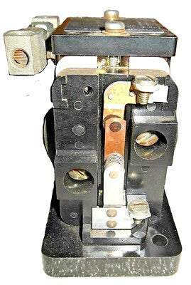 Allen-Bradley 810-A02A Ser B 3 A Inverse Time-Delay Current Relay