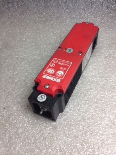 EUCHNER TP3-4121A024SR11 SAFETY SWITCH