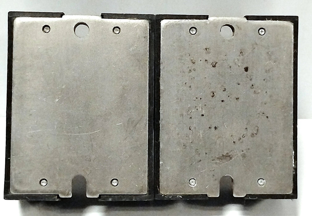 Crydom D2440D 120/240 V AC 40 A Dual Solid State Relay