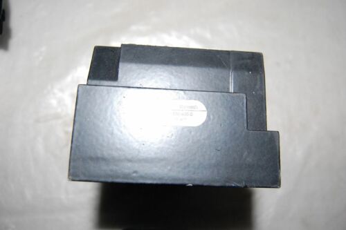 REXROTH 262-370-400-0 SUB BASE