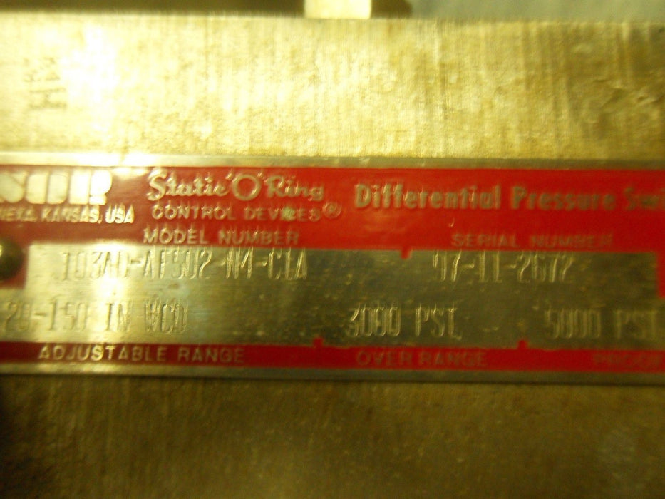 1 SOR WIKA 103AD-AF502-N4-C1A 990.27 DIFFERENTIAL PRESSURE SWITCH 20-150WC