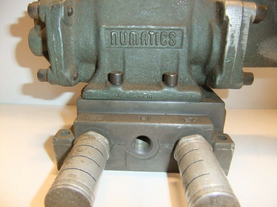 Numatics Hand Lever Valve 32HLS641O